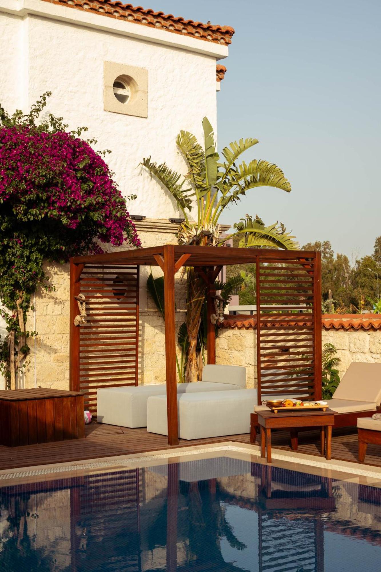 Alacati Limonaia Hotel エクステリア 写真
