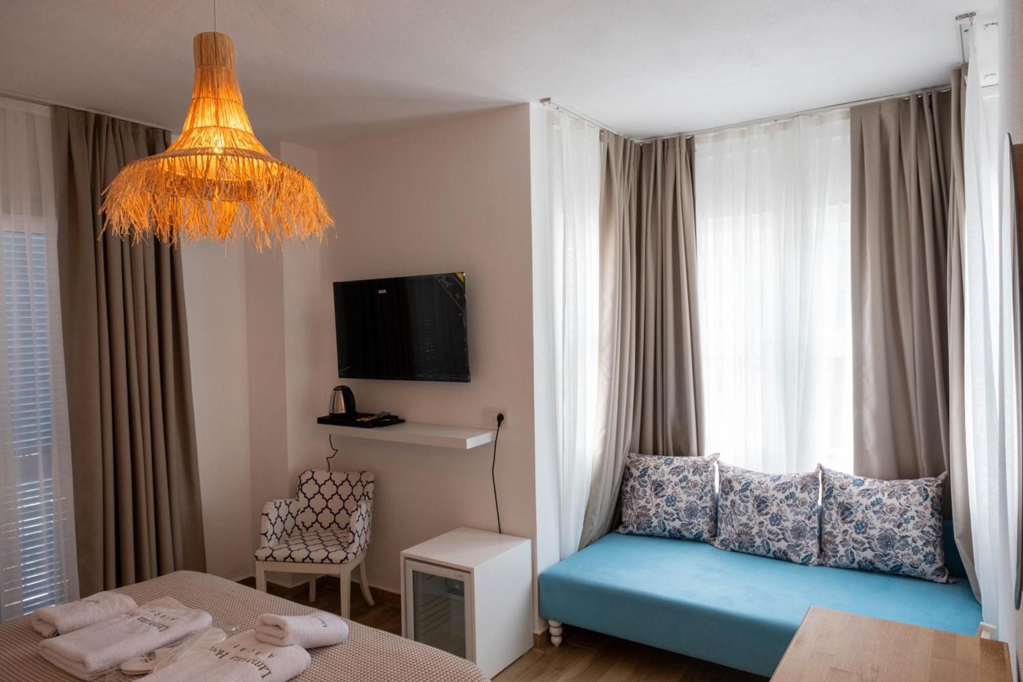 Alacati Limonaia Hotel エクステリア 写真