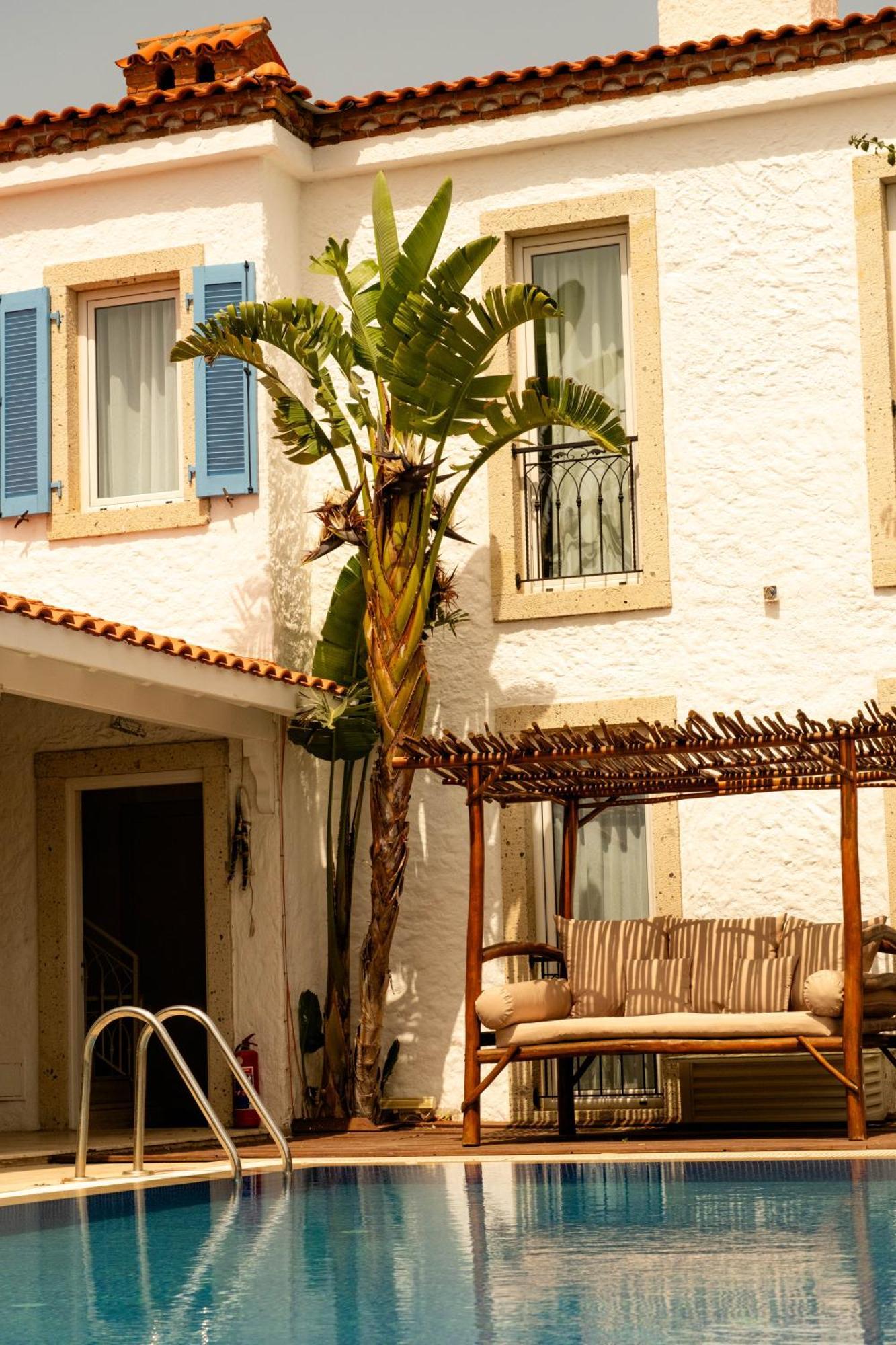 Alacati Limonaia Hotel エクステリア 写真