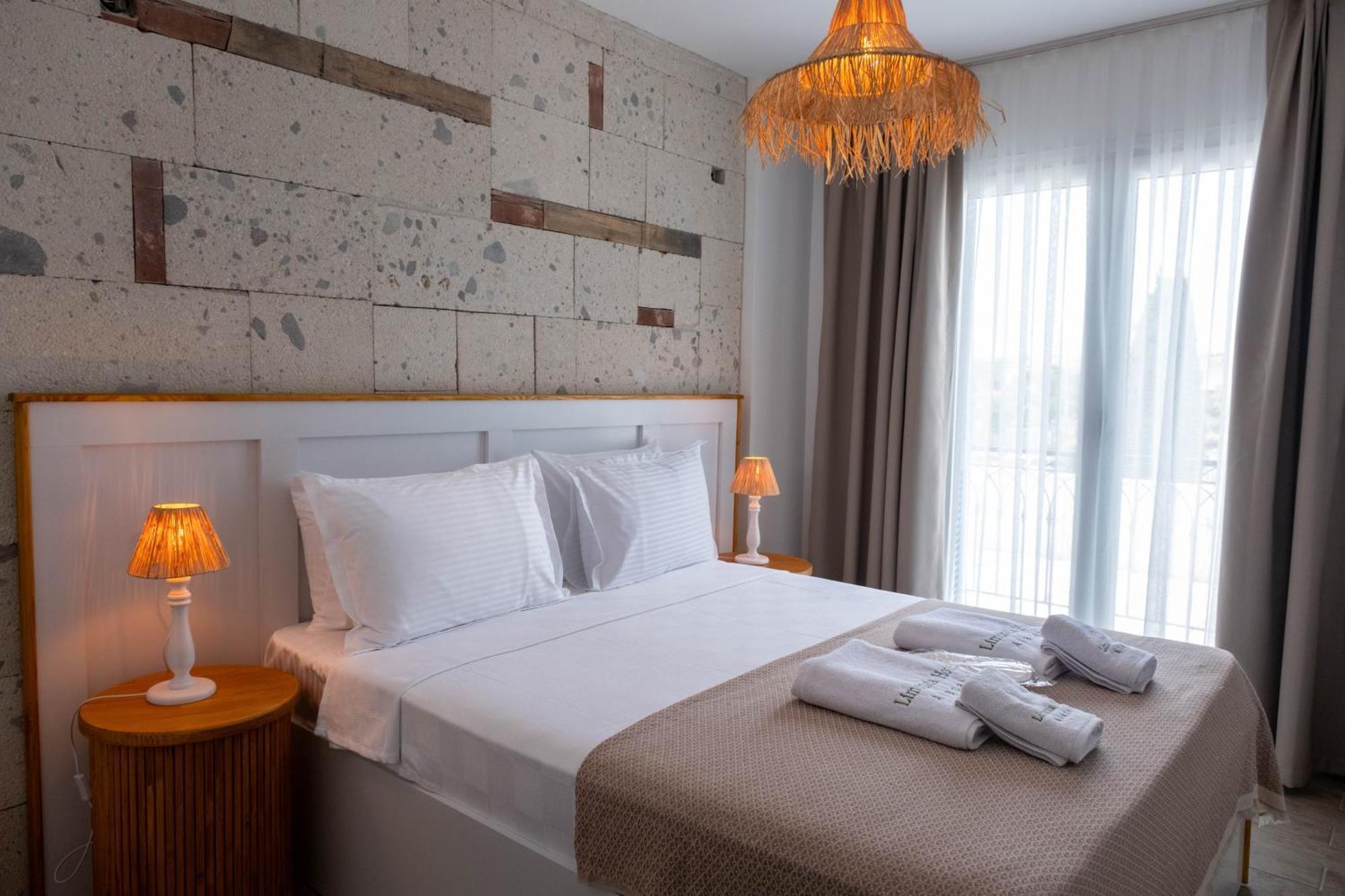 Alacati Limonaia Hotel エクステリア 写真