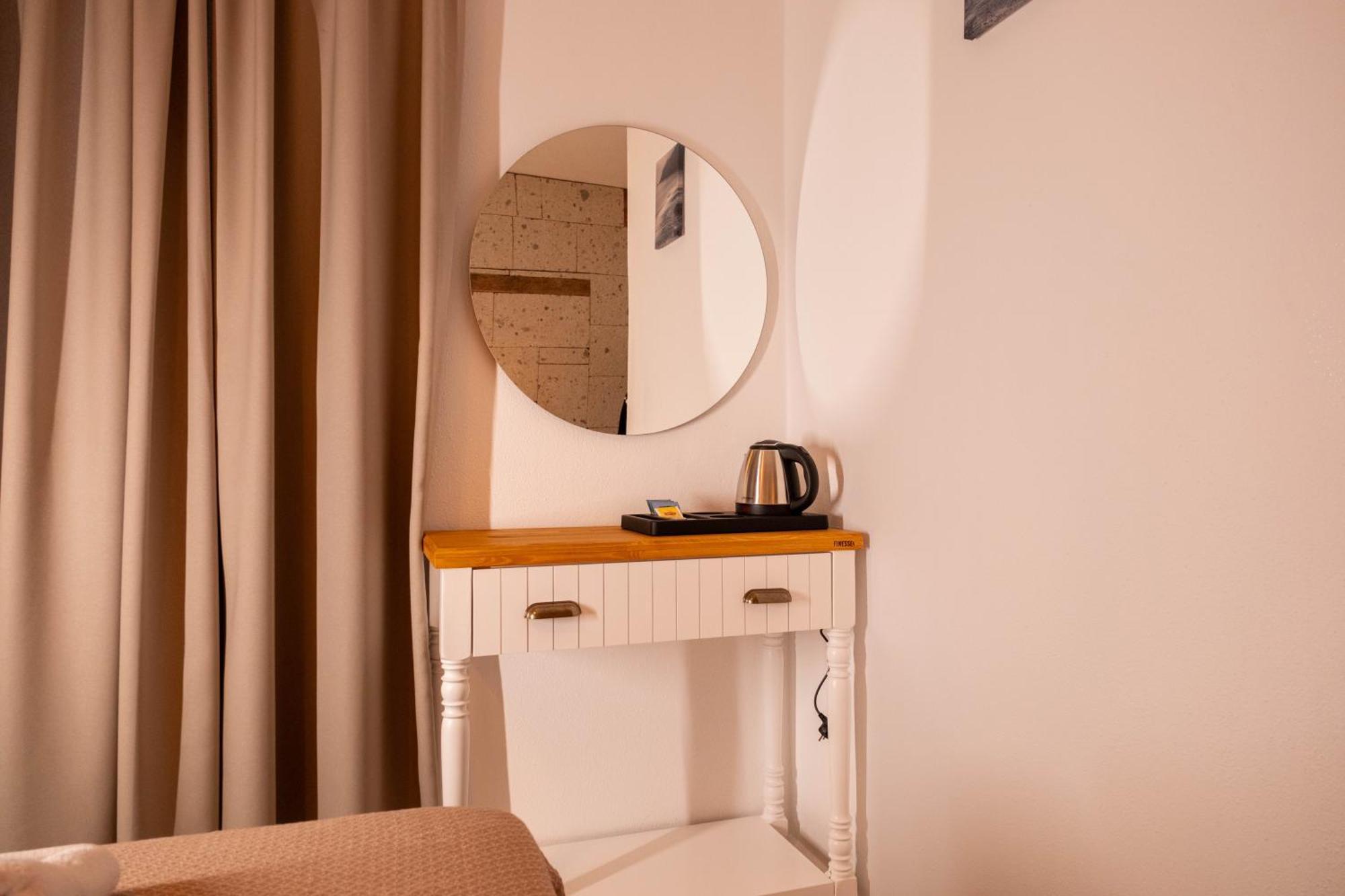 Alacati Limonaia Hotel エクステリア 写真